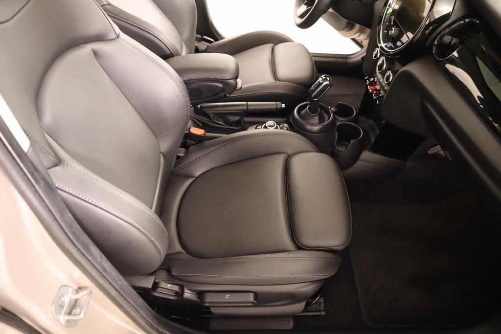 used 2023 MINI Hardtop car, priced at $26,312