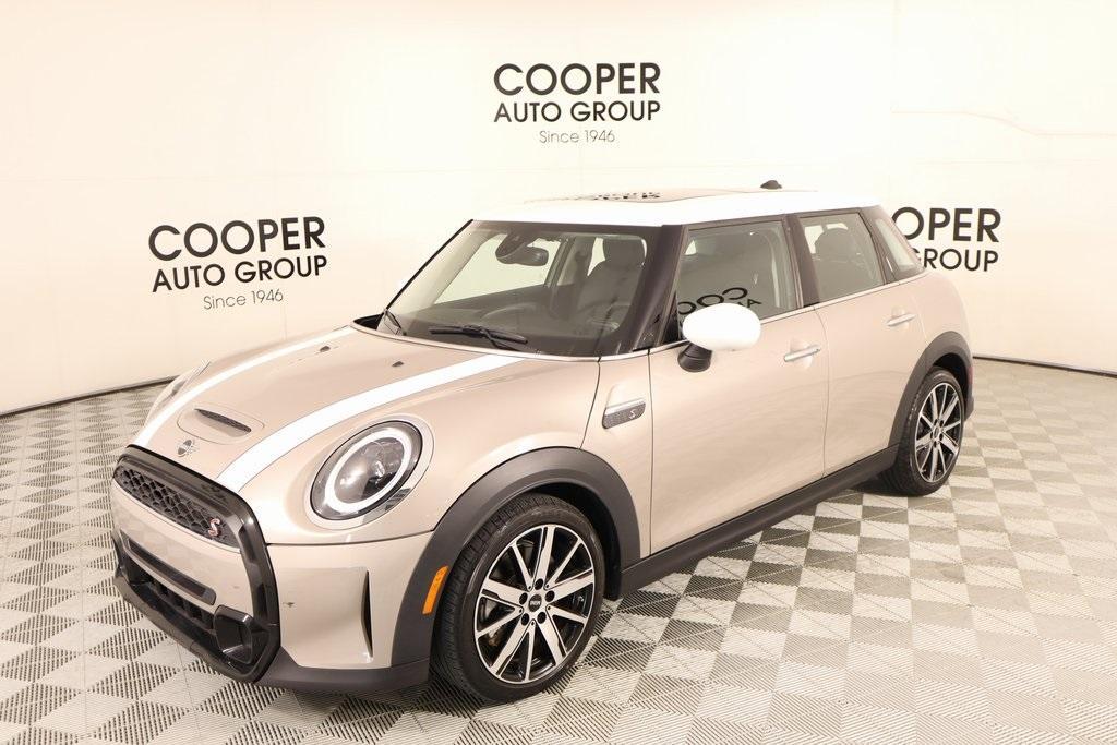 used 2023 MINI Hardtop car, priced at $26,312