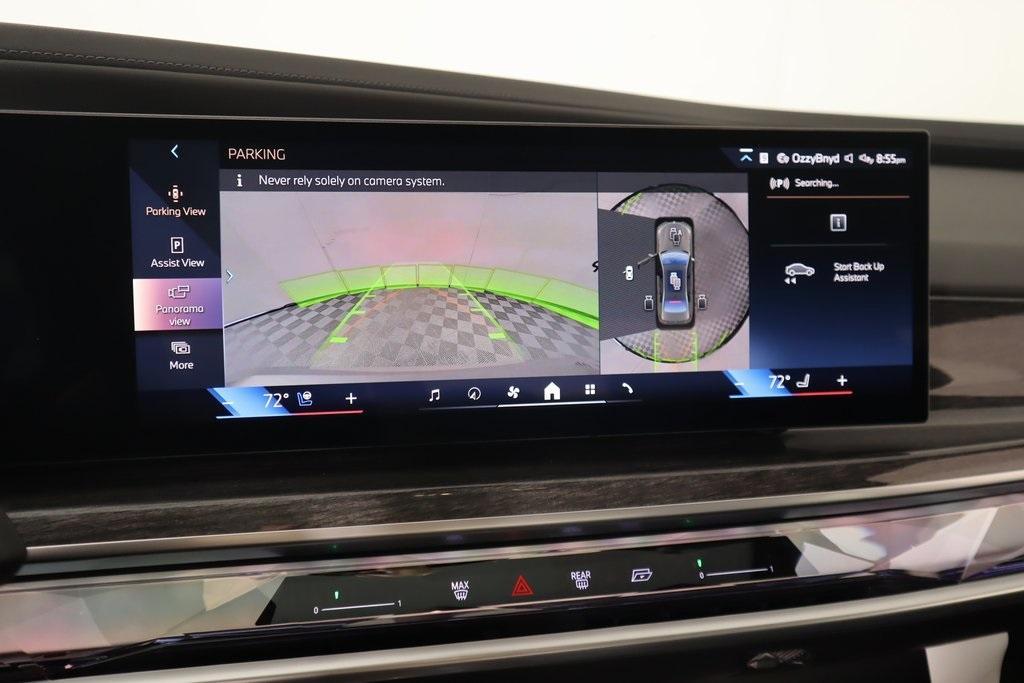 new 2025 BMW 760 car, priced at $129,400