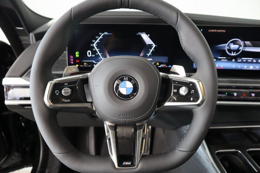 new 2025 BMW 760 car, priced at $134,150