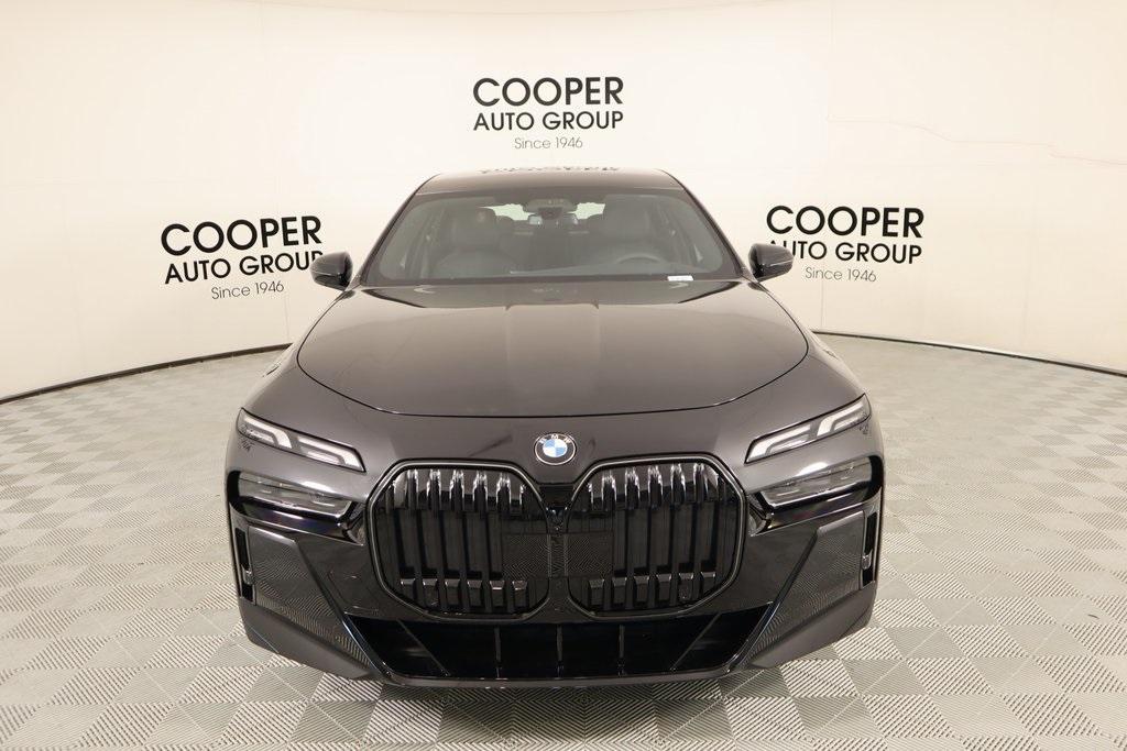 new 2025 BMW 760 car, priced at $134,150