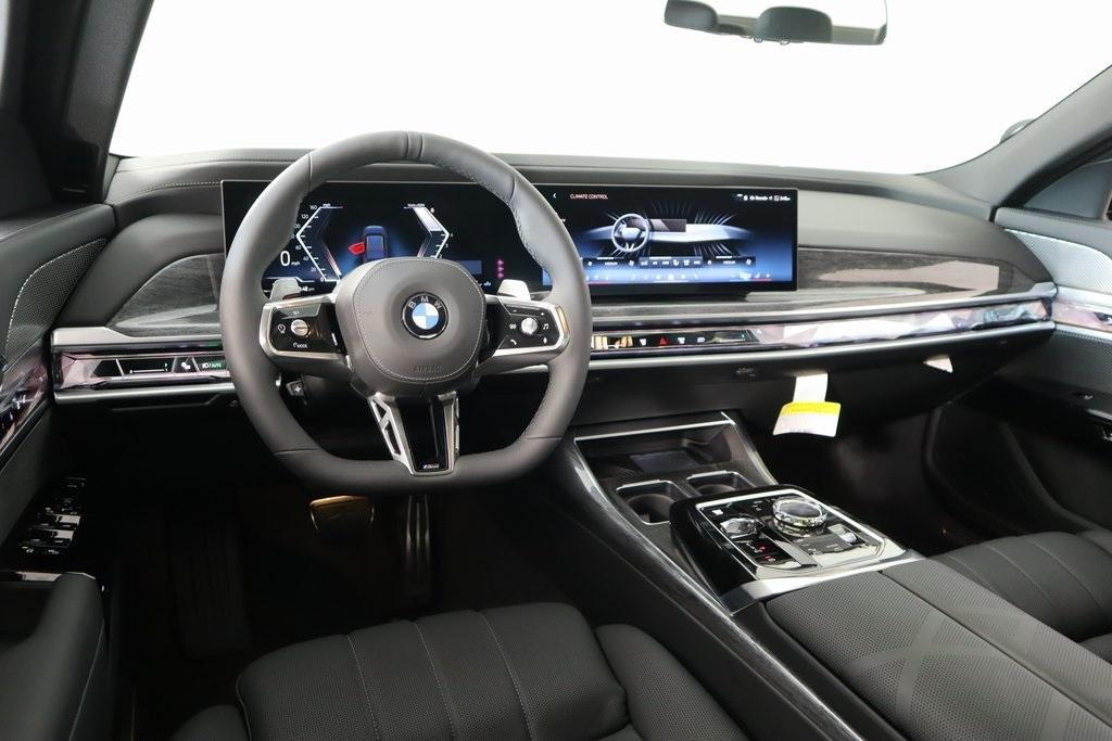 new 2025 BMW 760 car, priced at $134,150