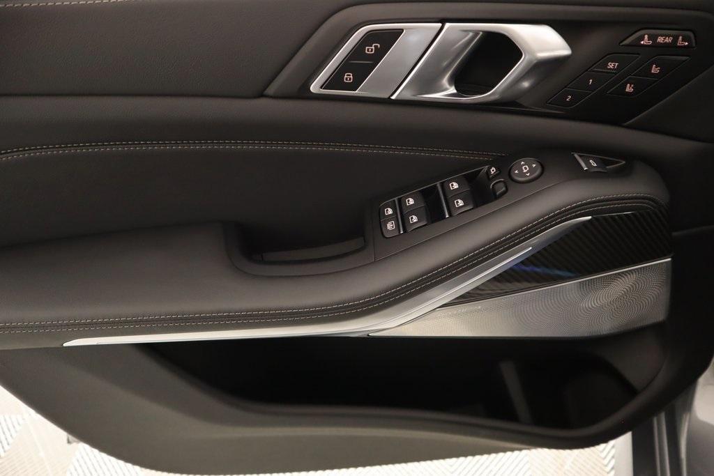 new 2026 BMW ALPINA XB7 car, priced at $161,425