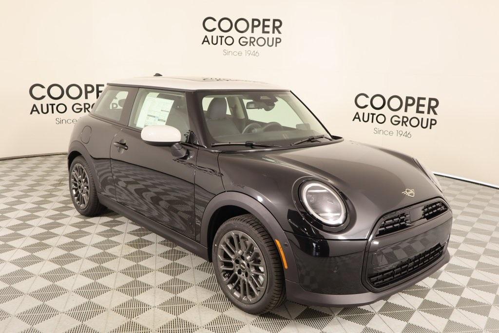 new 2025 MINI Hardtop car, priced at $33,030