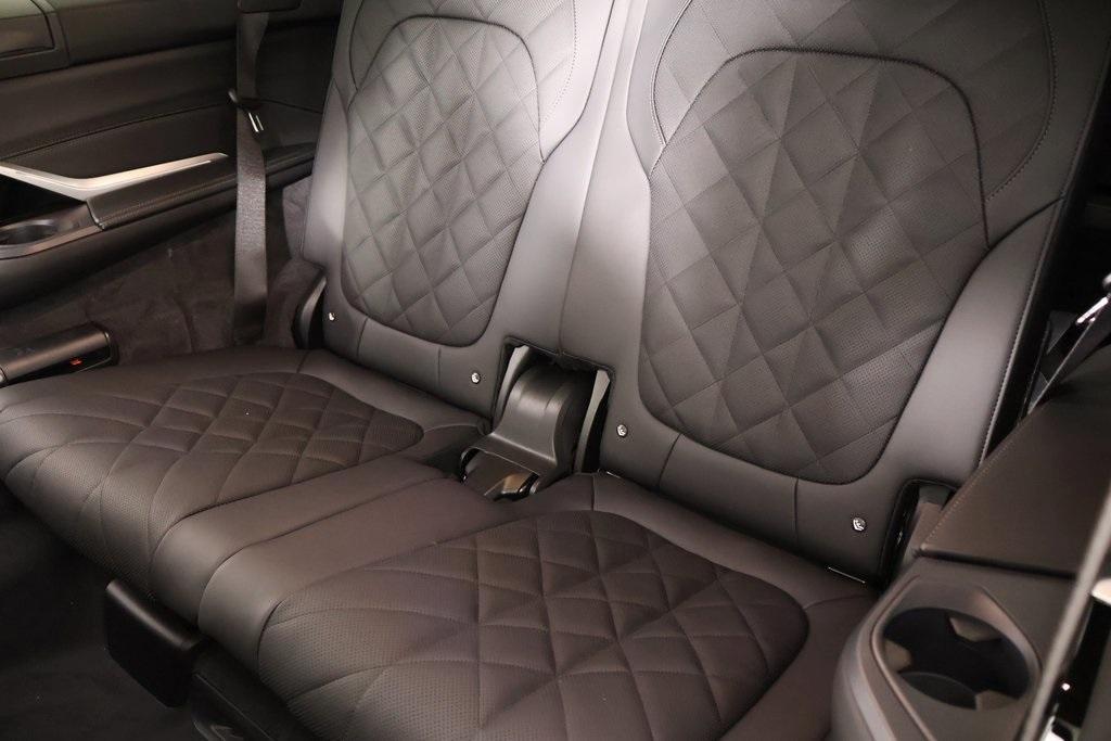 new 2026 BMW X7 car, priced at $99,805