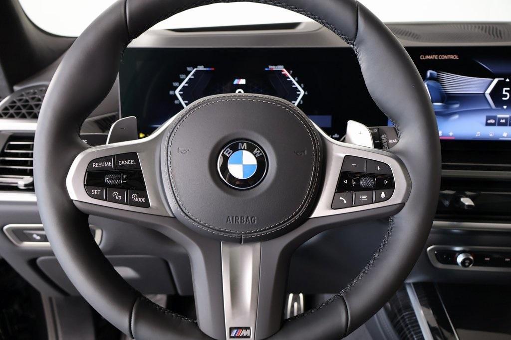 new 2026 BMW X7 car, priced at $99,805