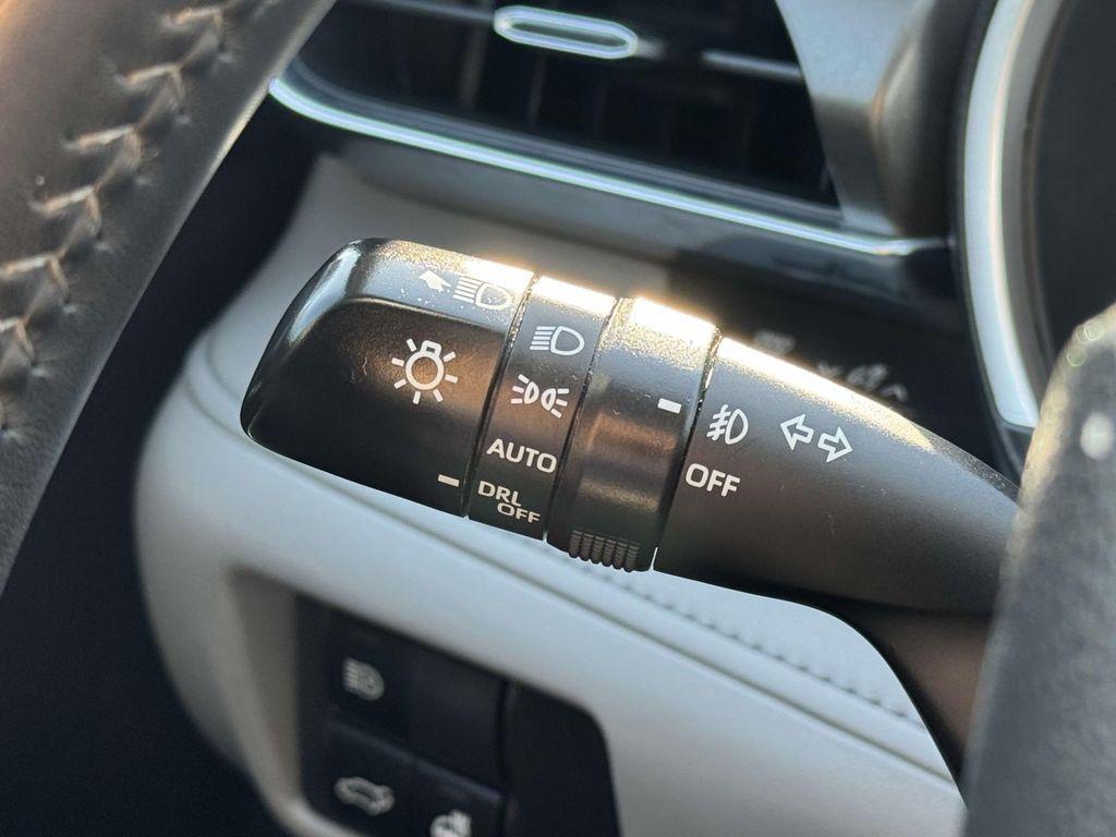 used 2022 Toyota Highlander car, priced at $35,265