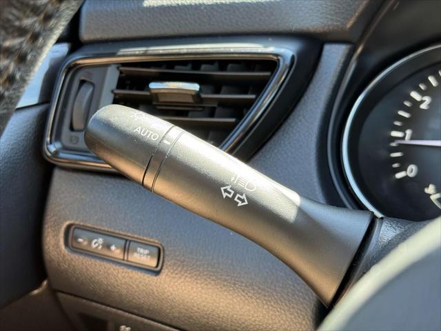 used 2019 Nissan Rogue car, priced at $17,400
