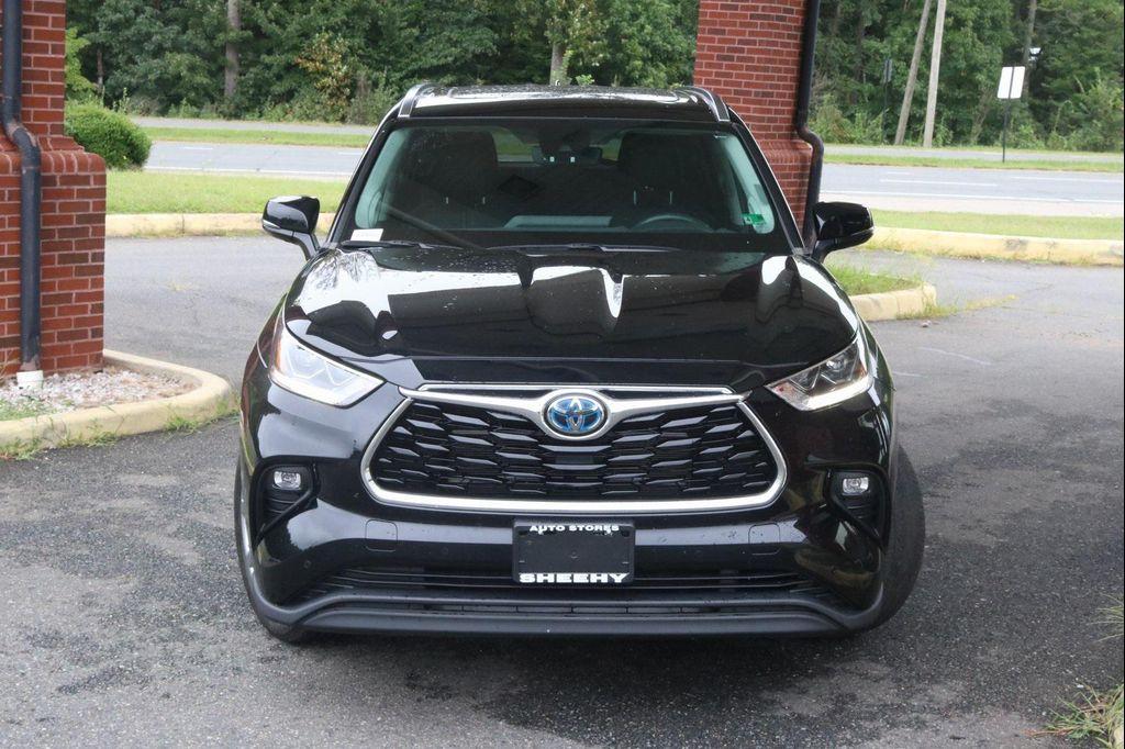 used 2023 Toyota Highlander Hybrid car, priced at $44,988