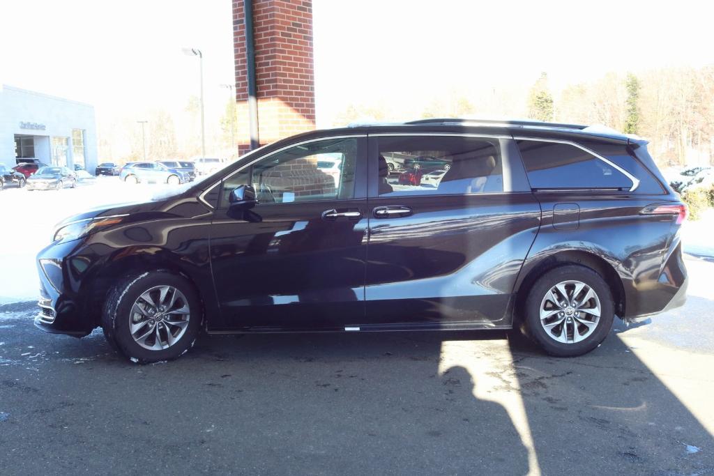 used 2023 Toyota Sienna car, priced at $41,999