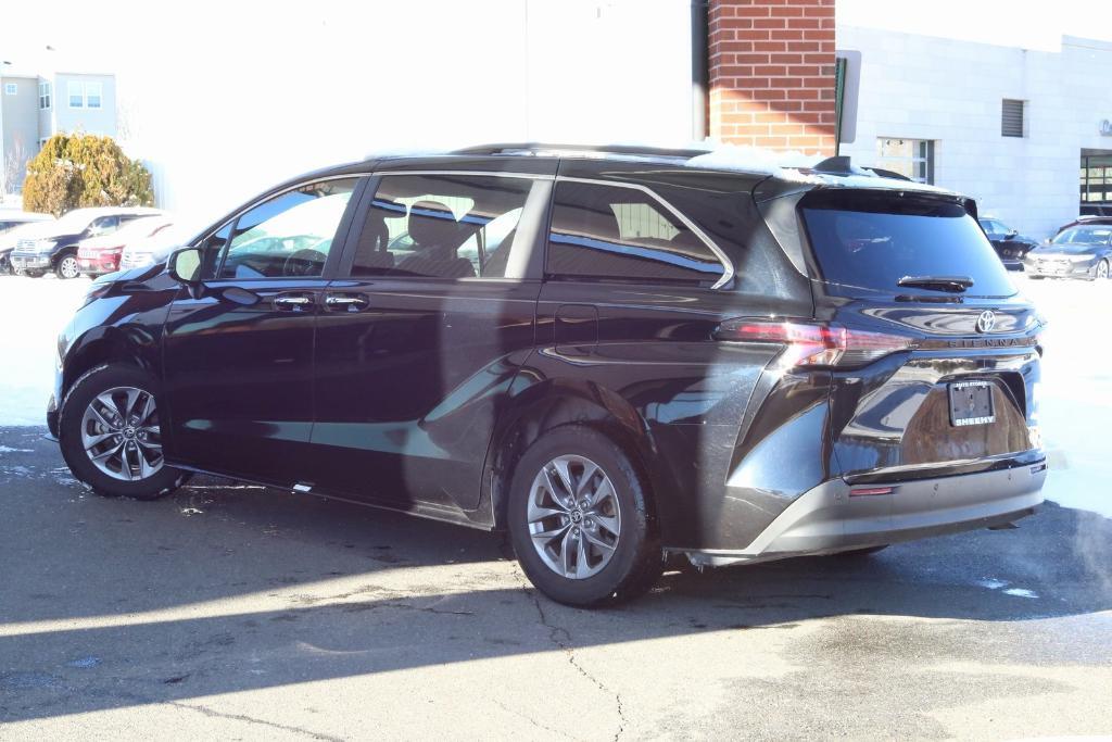 used 2023 Toyota Sienna car, priced at $41,999