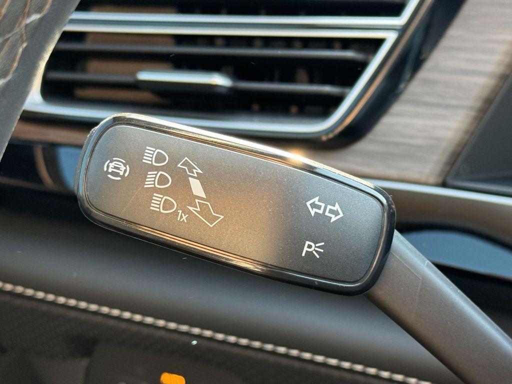 used 2024 Volkswagen Atlas car, priced at $42,650