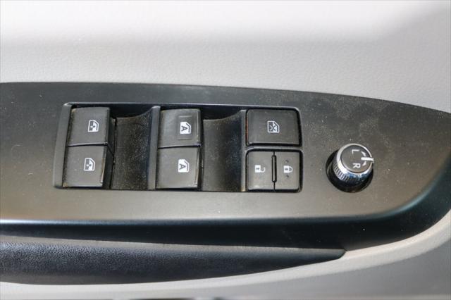 used 2019 Toyota Highlander car, priced at $26,825