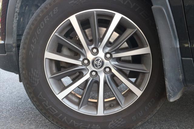 used 2019 Toyota Highlander car, priced at $26,825