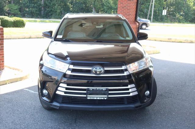 used 2019 Toyota Highlander car, priced at $26,825