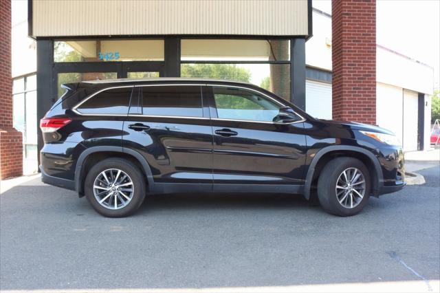 used 2019 Toyota Highlander car, priced at $26,825