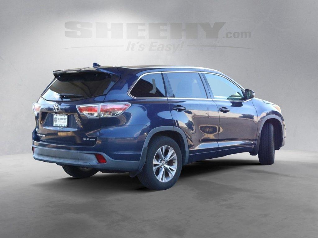 used 2015 Toyota Highlander car, priced at $16,988
