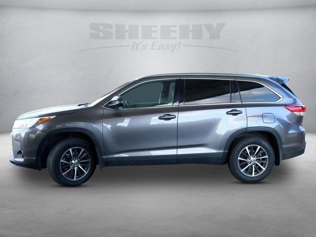 used 2019 Toyota Highlander car, priced at $24,009