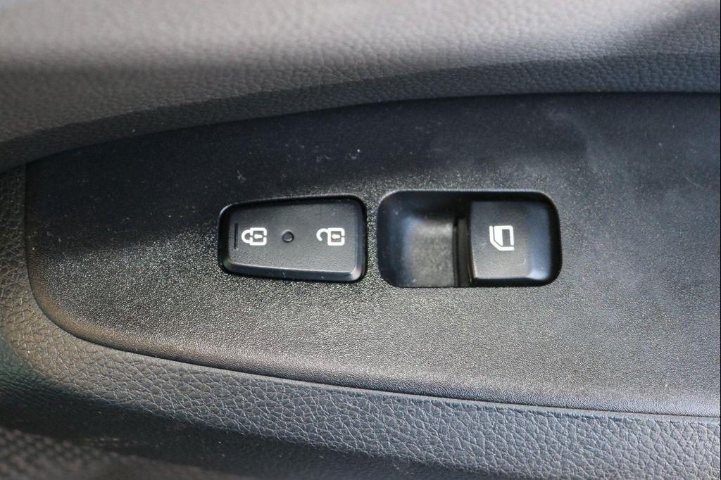 used 2021 Kia Seltos car, priced at $17,590