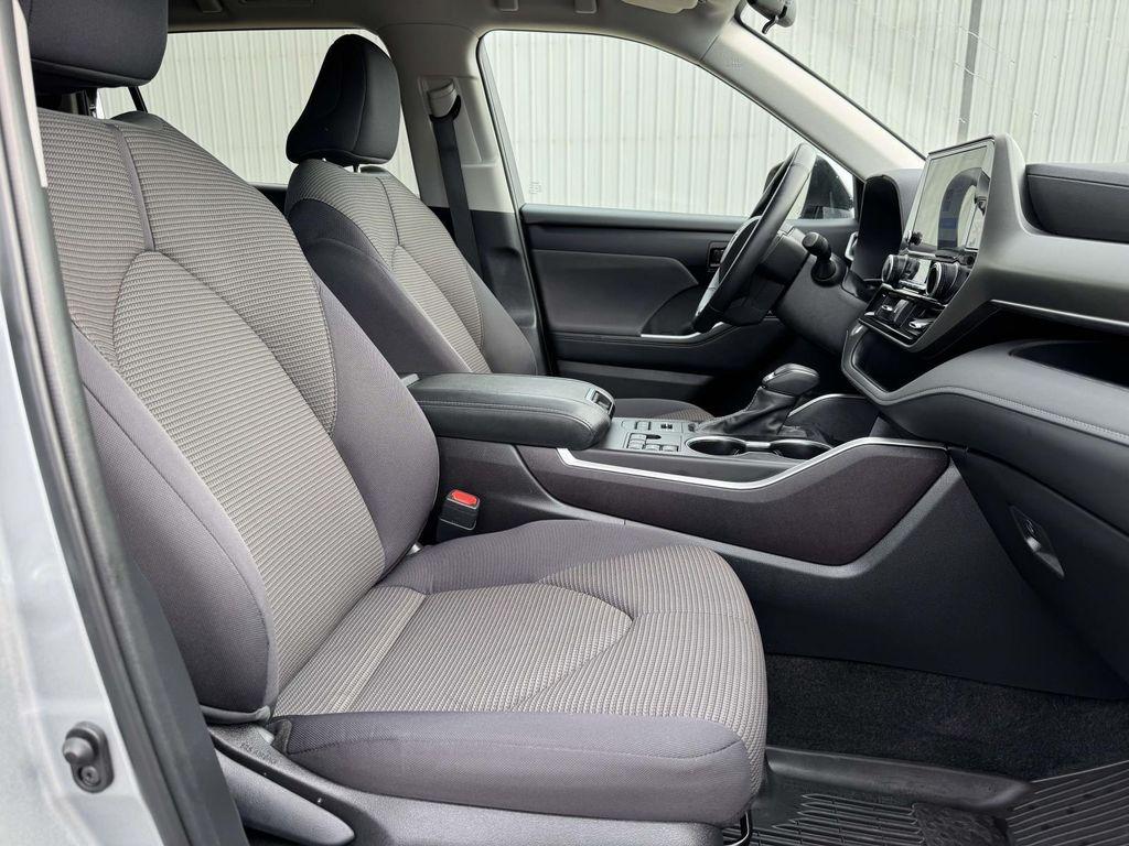 used 2024 Toyota Highlander car, priced at $39,988