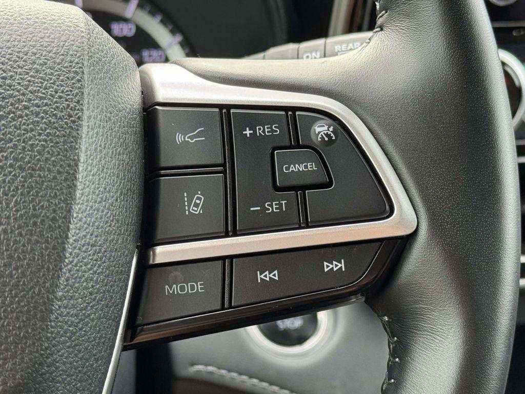 used 2024 Toyota Highlander car, priced at $39,988
