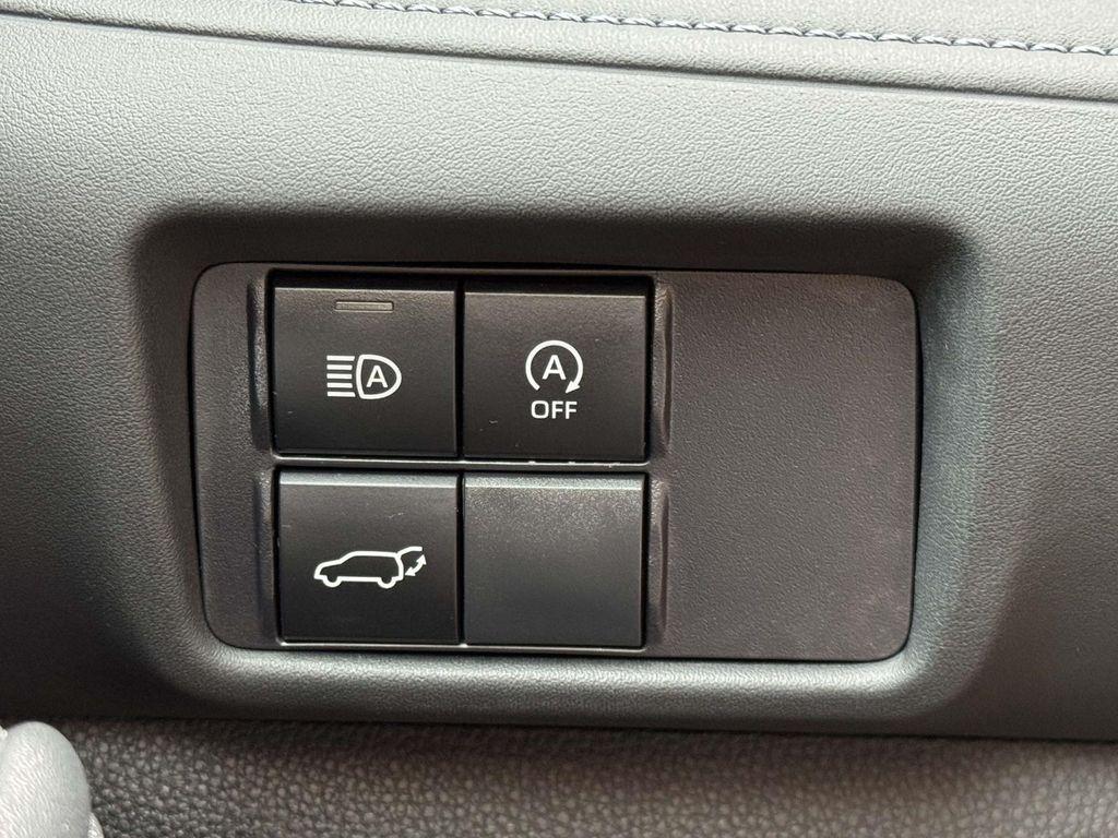 used 2024 Toyota Highlander car, priced at $39,988