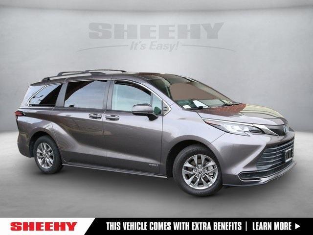 used 2021 Toyota Sienna car, priced at $34,405