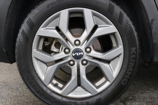 used 2024 Kia Seltos car, priced at $21,850