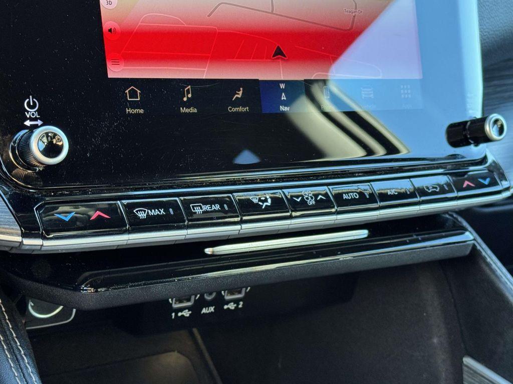 used 2024 Jeep Wagoneer car, priced at $41,488