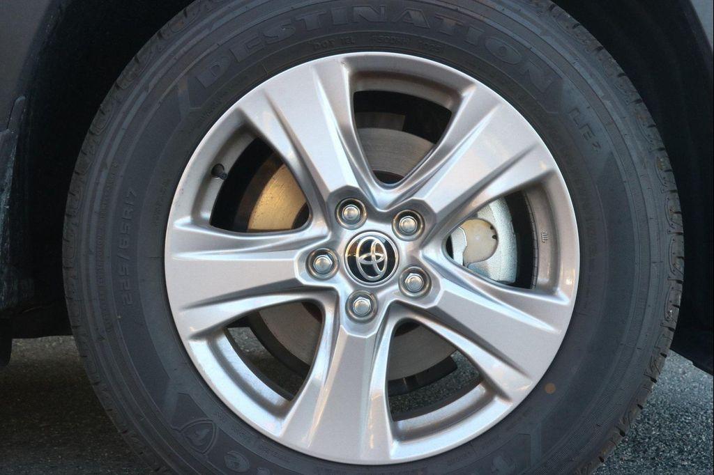 used 2025 Toyota RAV4 Hybrid car, priced at $35,501