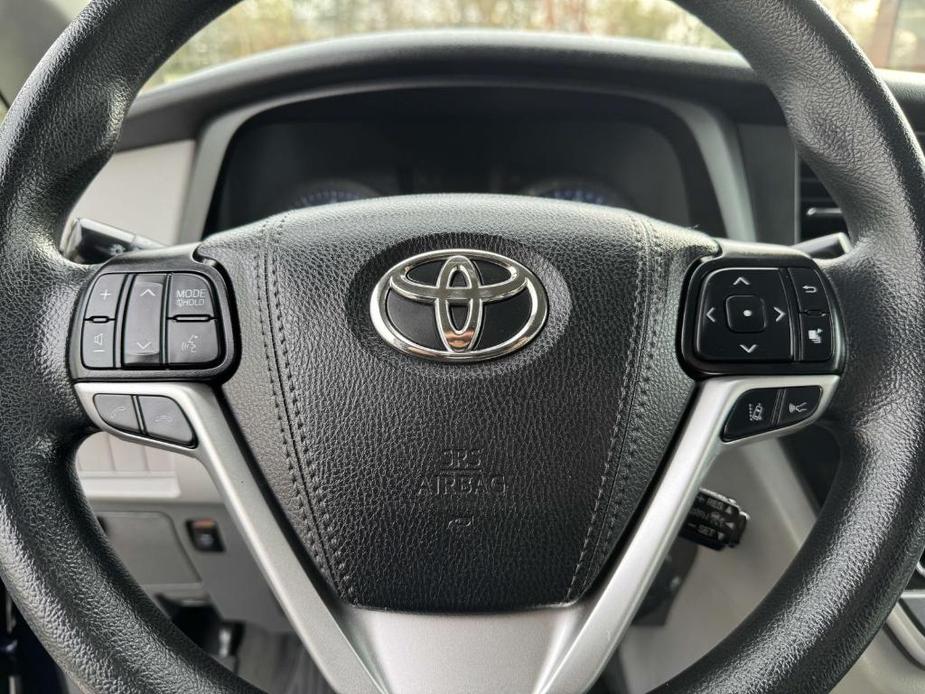 used 2020 Toyota Sienna car, priced at $29,977