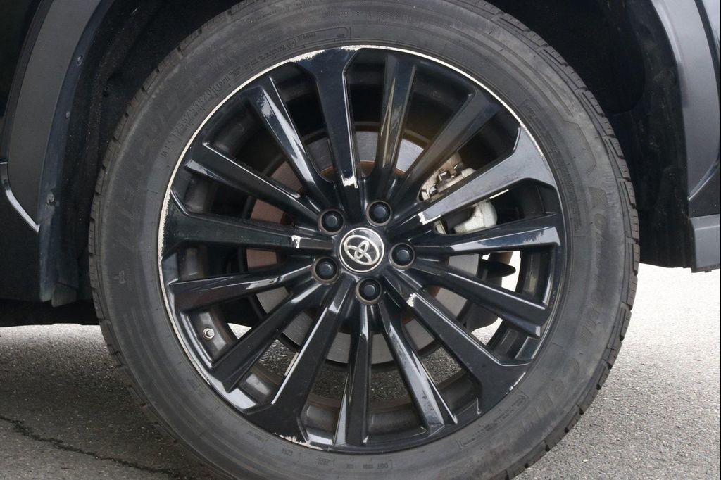 used 2023 Toyota Highlander car, priced at $38,490