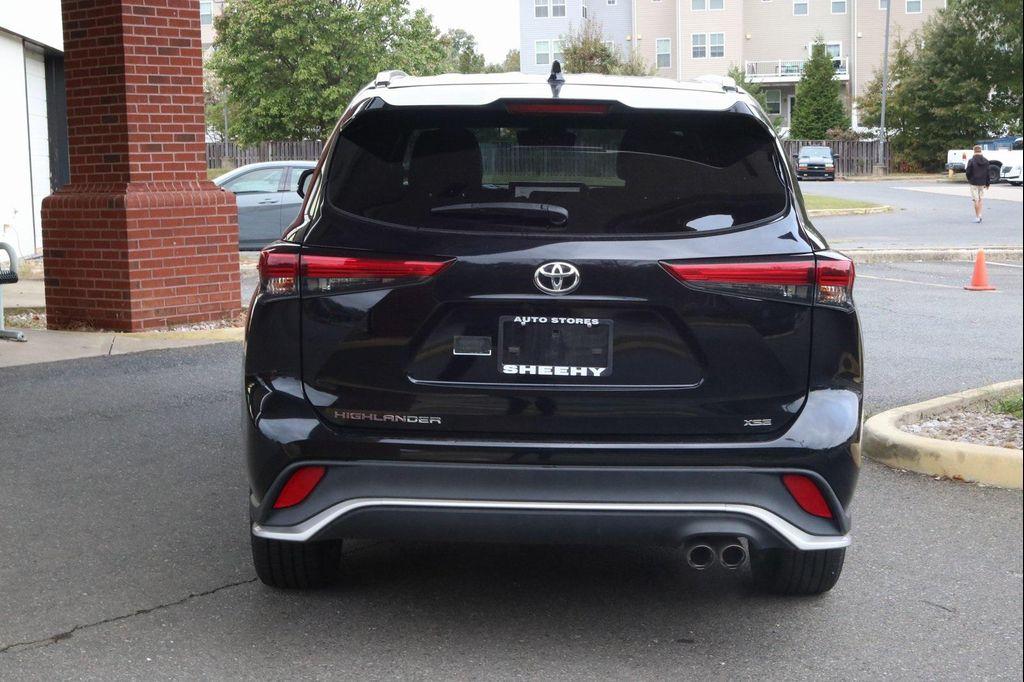 used 2023 Toyota Highlander car, priced at $38,490