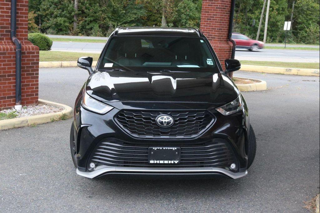 used 2023 Toyota Highlander car, priced at $38,490