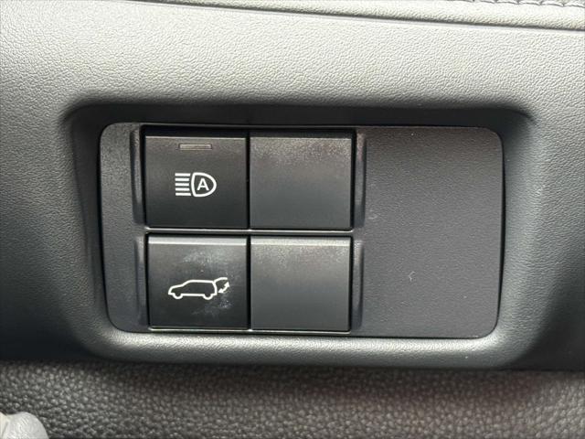 used 2020 Toyota Highlander car, priced at $32,988