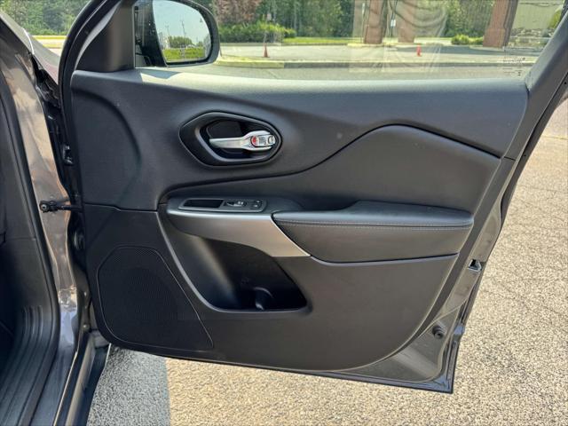 used 2022 Jeep Cherokee car, priced at $23,988