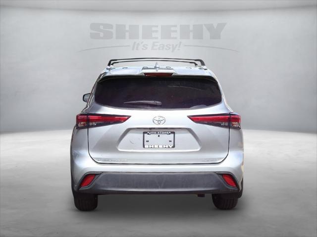 used 2023 Toyota Highlander car