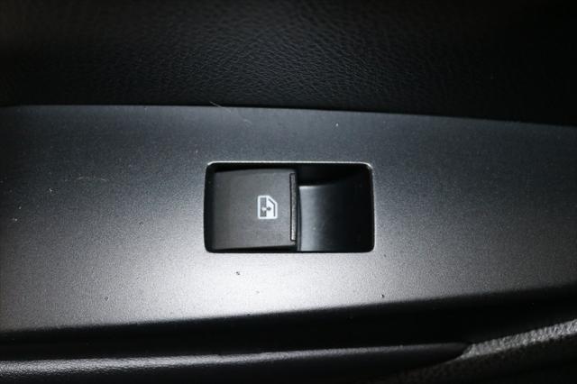 used 2019 Toyota Highlander car, priced at $27,880