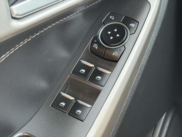 used 2023 Ford Explorer car, priced at $33,988