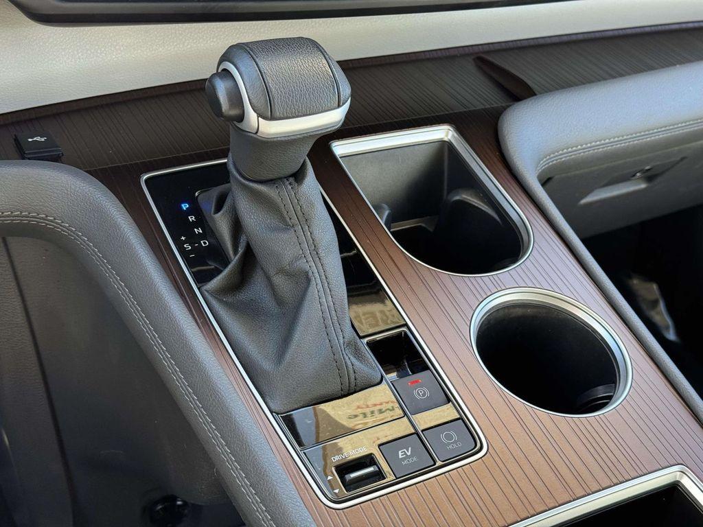 used 2023 Toyota Sienna car, priced at $38,988