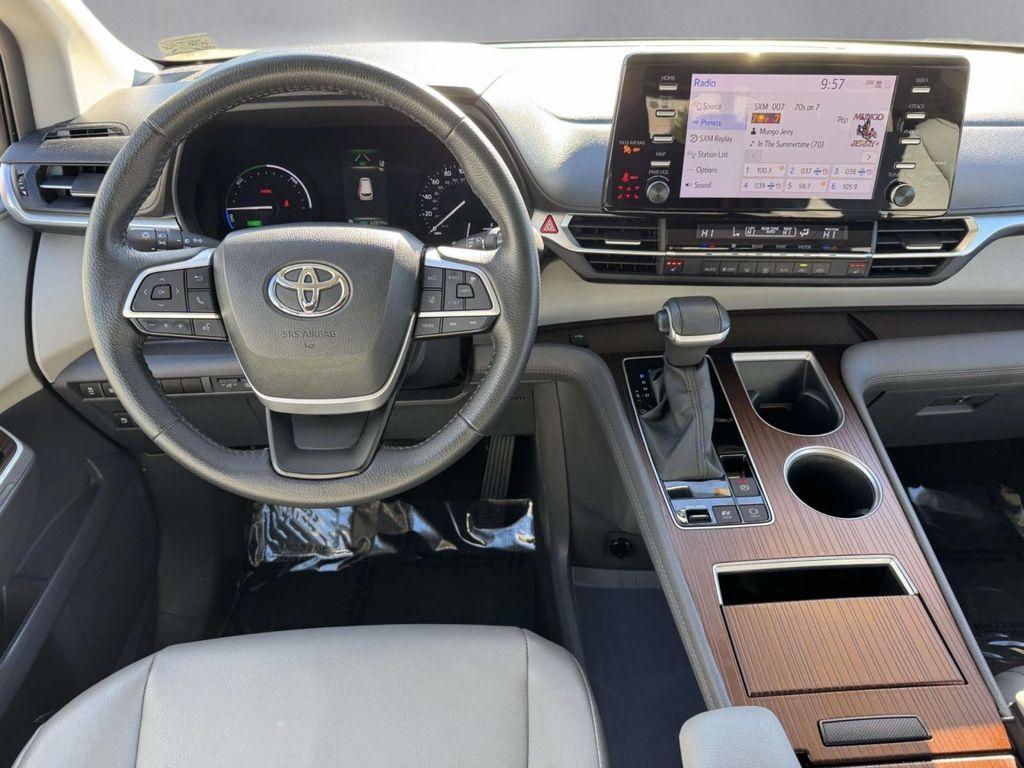 used 2023 Toyota Sienna car, priced at $38,988