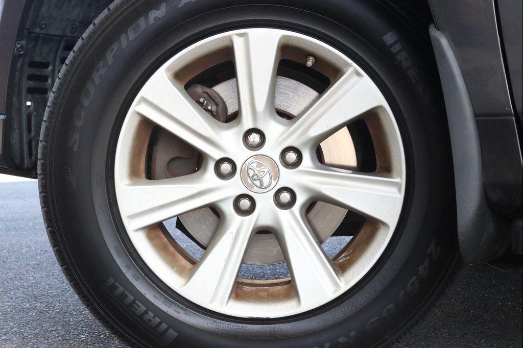 used 2013 Toyota Highlander car, priced at $8,998