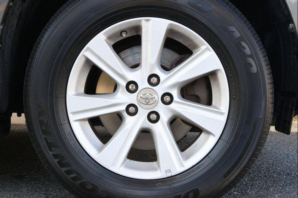 used 2013 Toyota Highlander car, priced at $8,998