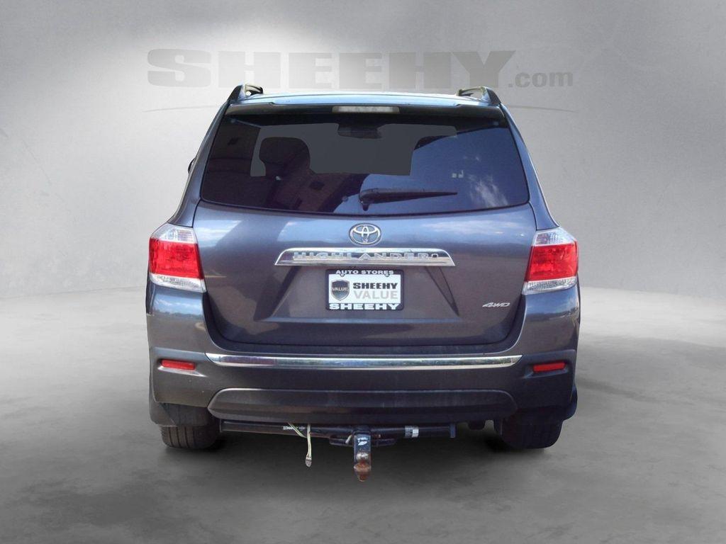 used 2013 Toyota Highlander car, priced at $8,998