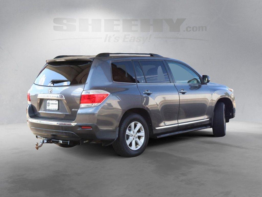 used 2013 Toyota Highlander car, priced at $8,998