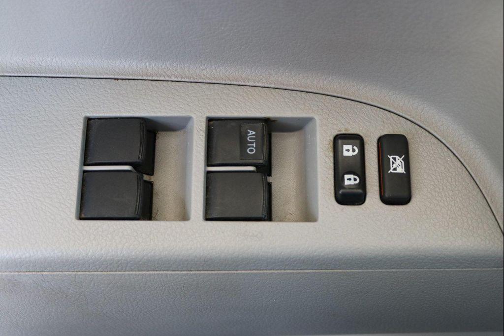 used 2013 Toyota Highlander car, priced at $8,998