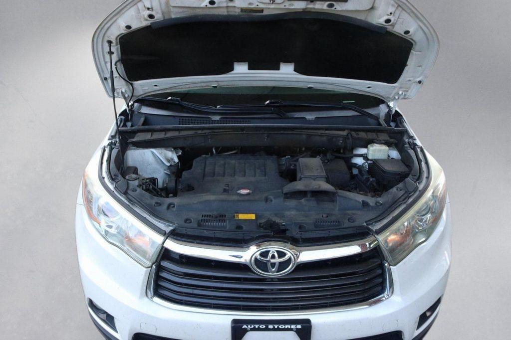 used 2016 Toyota Highlander car, priced at $19,950