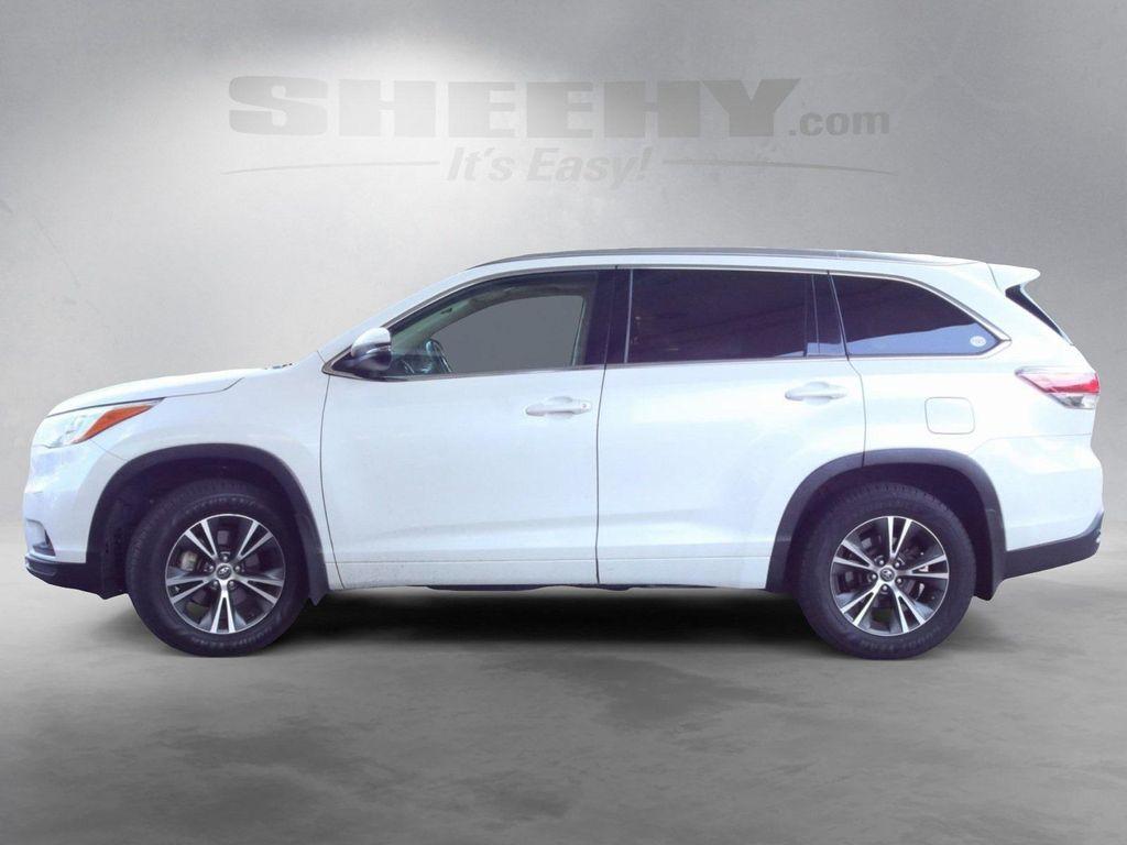 used 2016 Toyota Highlander car, priced at $19,950