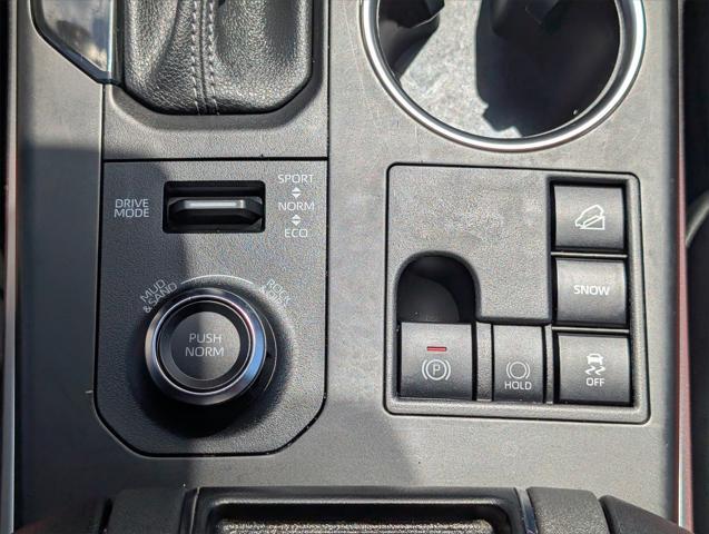 used 2023 Toyota Highlander car, priced at $40,788