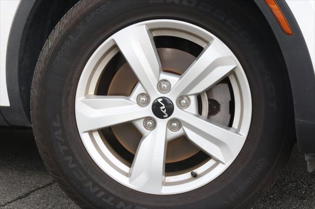 used 2022 Kia Sorento car, priced at $24,988